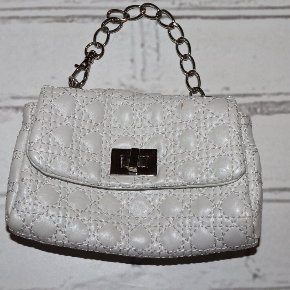 🤍 Mini White Quilted Purse · Perfect for Lipstick A tiny, chic mini purse